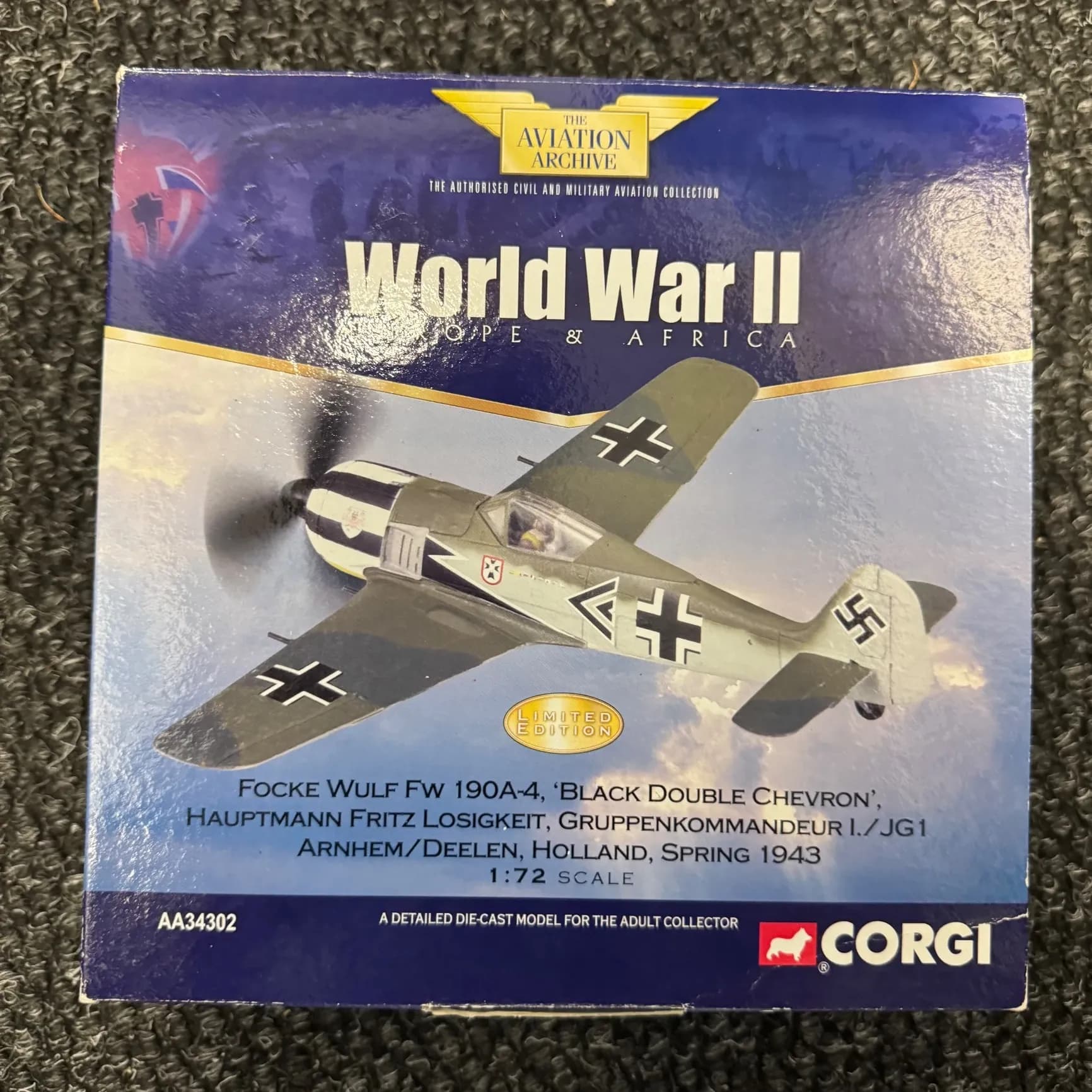 Corgi 1:72 Fw 190 Diecast Luftwaffe AA34302, photo 1