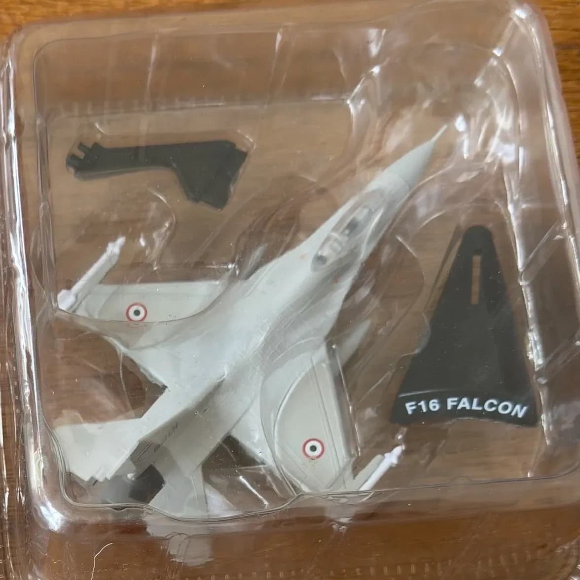 Del Prado F-16 Falcon Diecast Aircraft Model in Blister Pack, photo 1