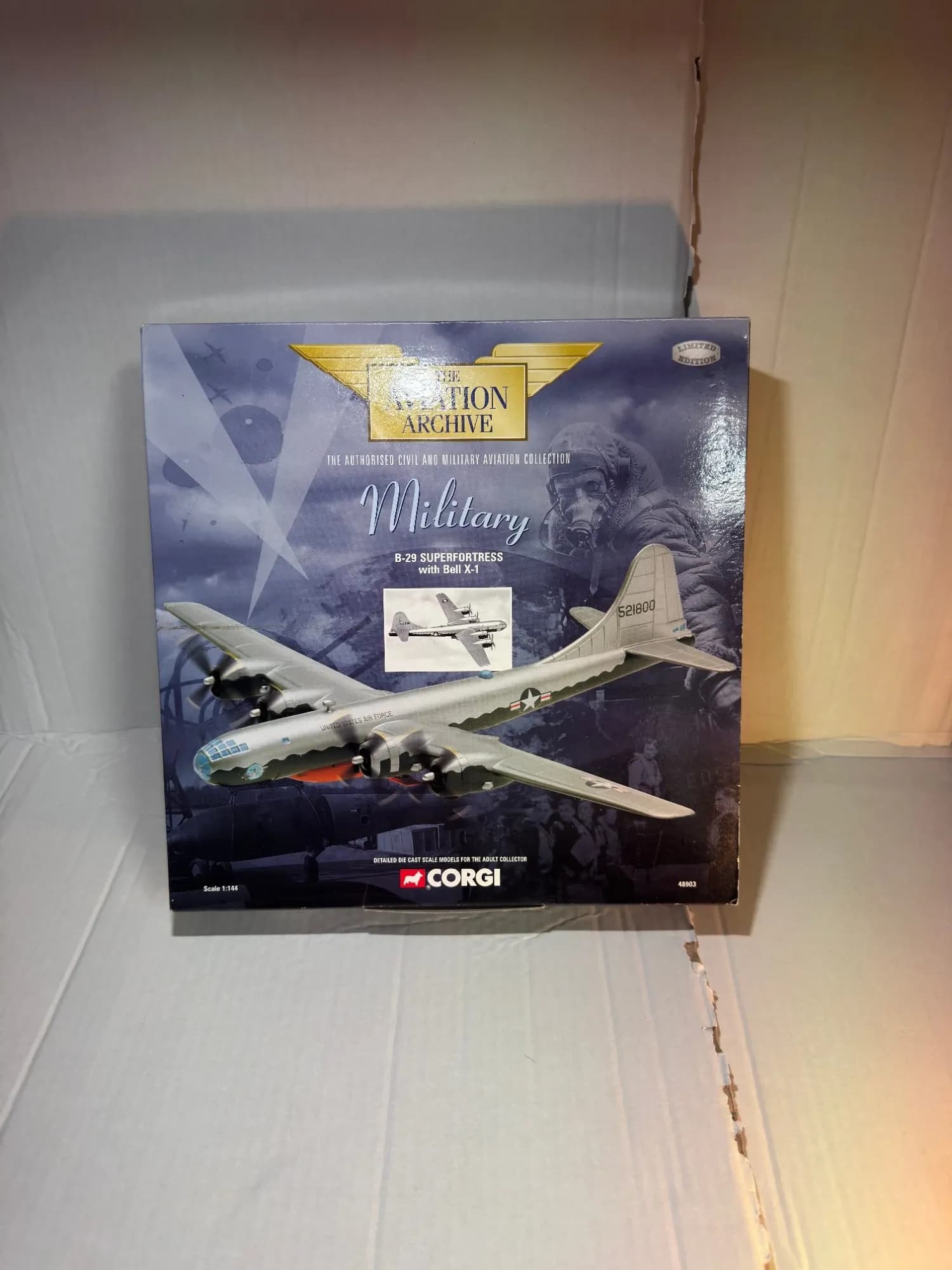 Corgi 1:144 Boeing B-29 Superfortress Diecast United States Air Force AA48903, photo 1
