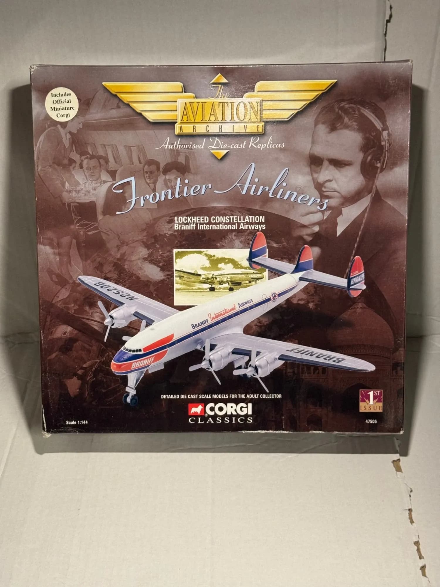 Corgi 1:144 Lockheed L-1049 Constellation Diecast Braniff AA47505, photo 1