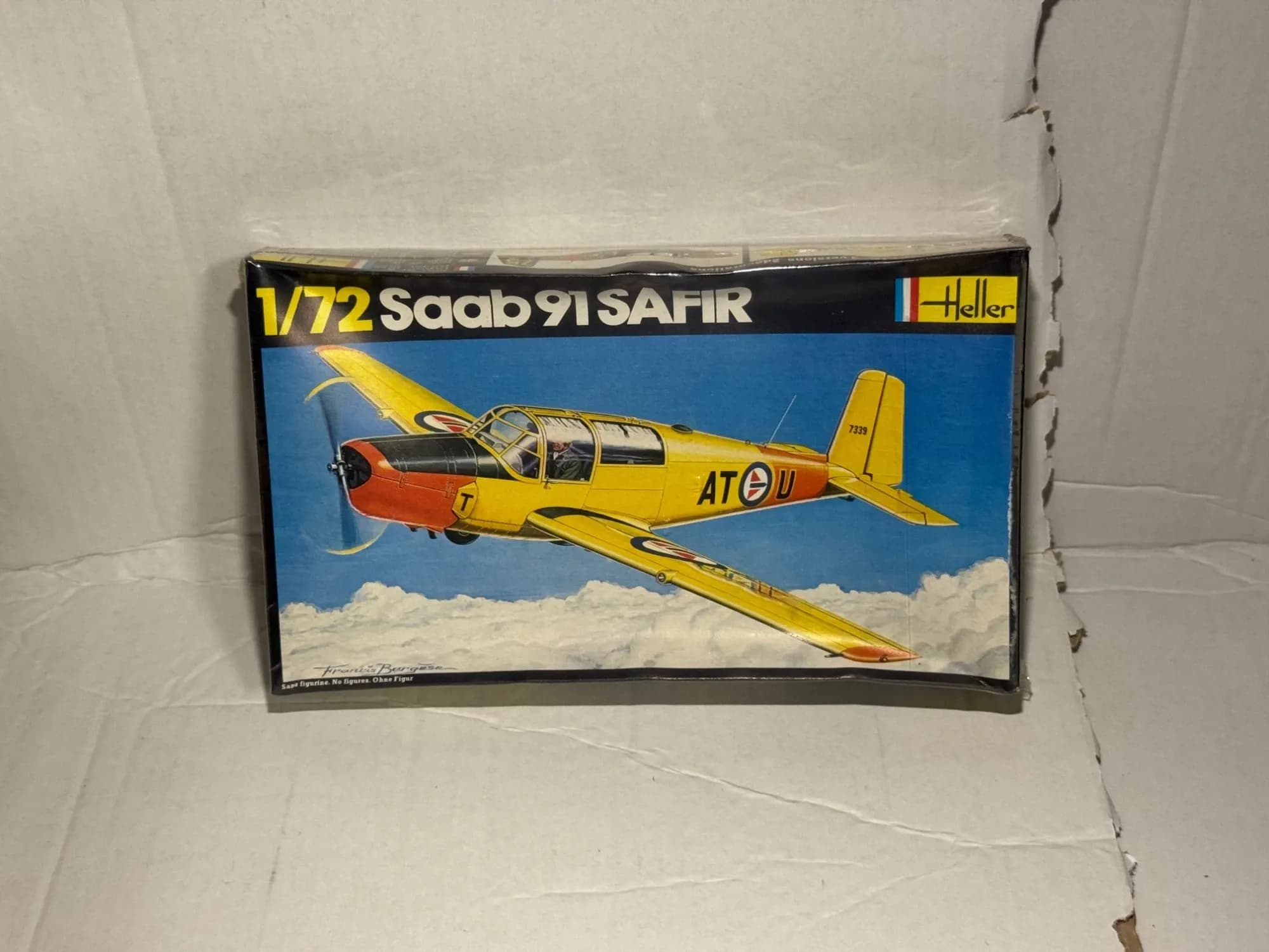 Heller 1:72 Saab 91 Safir Model Kit 80287, photo 1